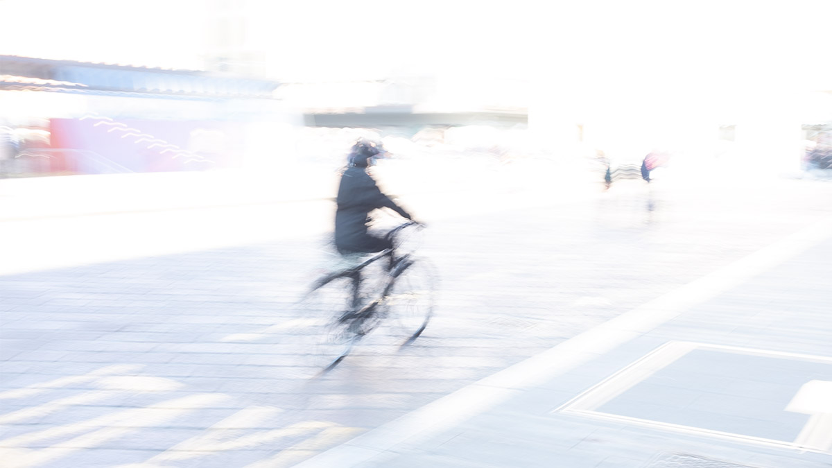 Fine art portrait of group of cyclists at the Scheldt by Karen Ketels